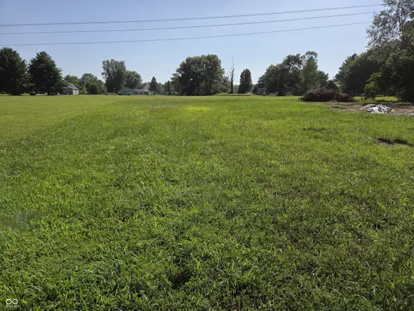 1157 E Mohican TRL E, Greensburg, IN 47240