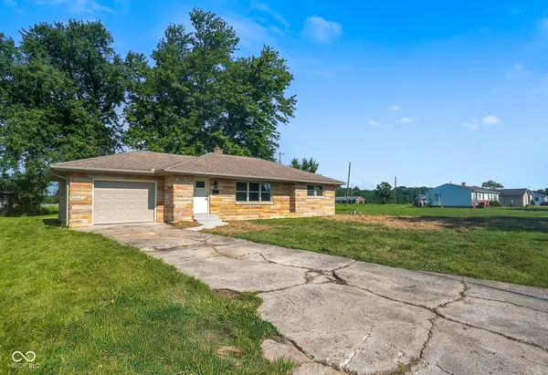 106 N Bethany RD, Crothersville, IN 47229