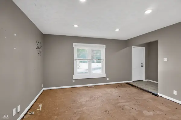 1745 Orchid CT, Indianapolis, IN 46219