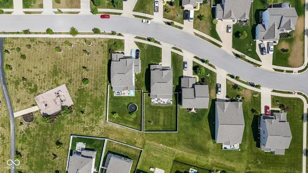 6673 Overlander LN, Whitestown, IN 46075