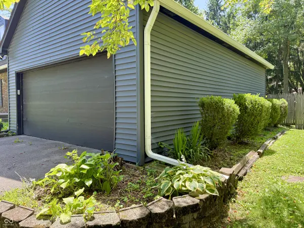 3039 Oberlin CT, Indianapolis, IN 46268