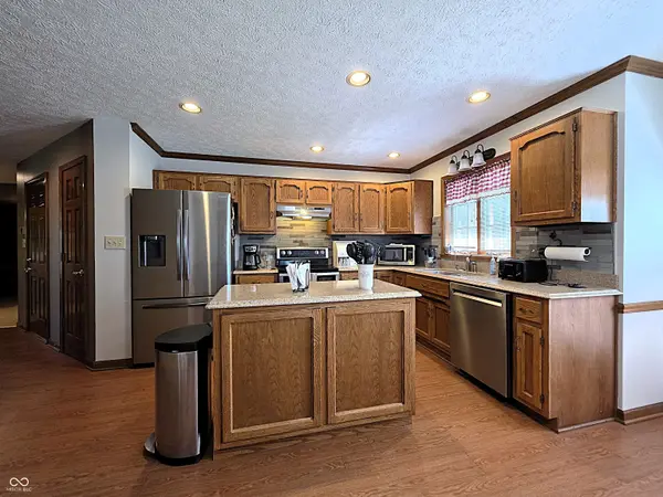 1638 Library BLVD, Greenwood, IN 46142