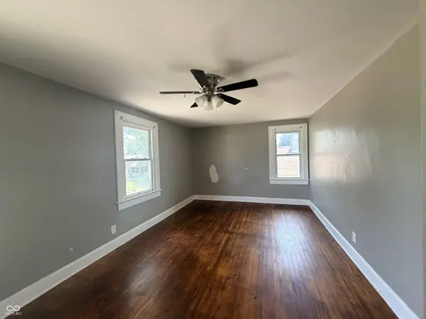 942 N Bosart AVE, Indianapolis, IN 46201