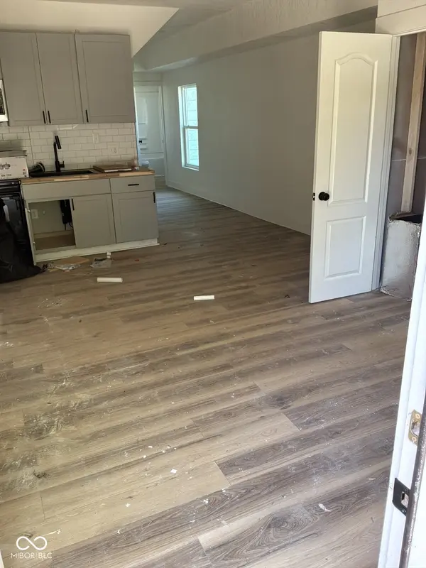 2356 Columbia AVE, Indianapolis, IN 46205