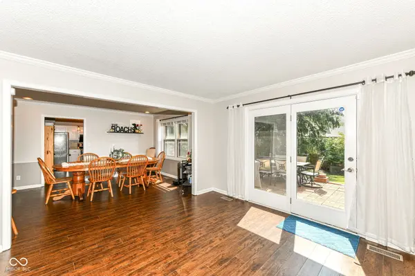12334 Camberley LN, Carmel, IN 46033