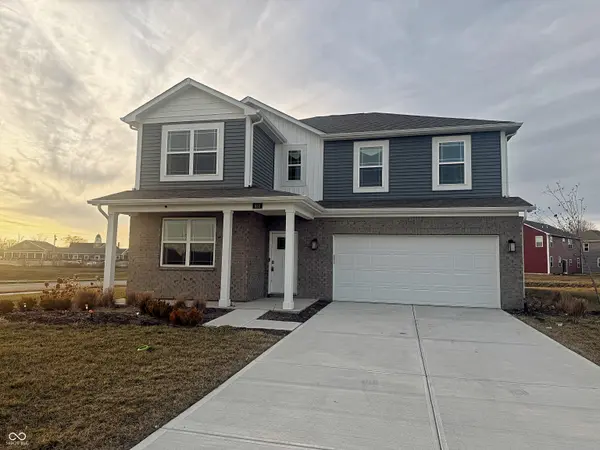 830 Saddlebrook Farms BLVD, Whiteland, IN 46184