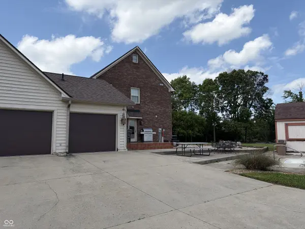 10211 Hidden Meadow LN, Indianapolis, IN 46229
