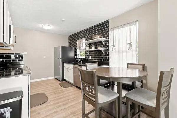 5305 E 19th PL, Indianapolis, IN 46218