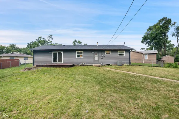 221 Fisher CT, Indianapolis, IN 46241
