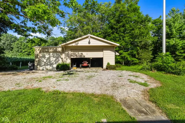 8950 Baker RD, Indianapolis, IN 46259