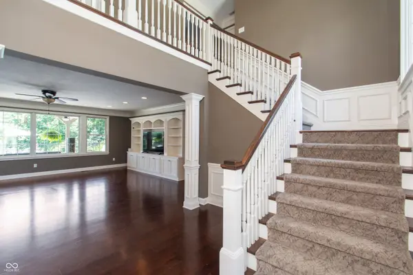 2350 Waterside CIR, Avon, IN 46123