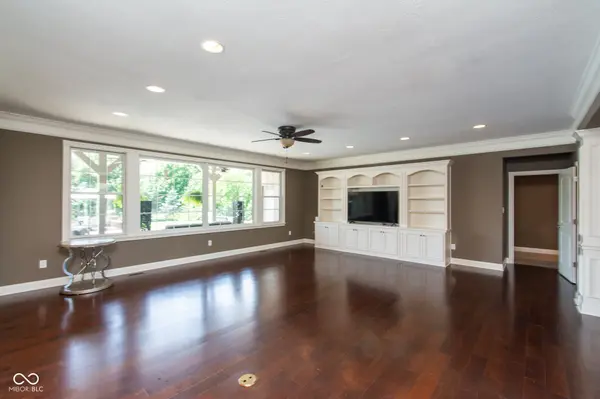 2350 Waterside CIR, Avon, IN 46123