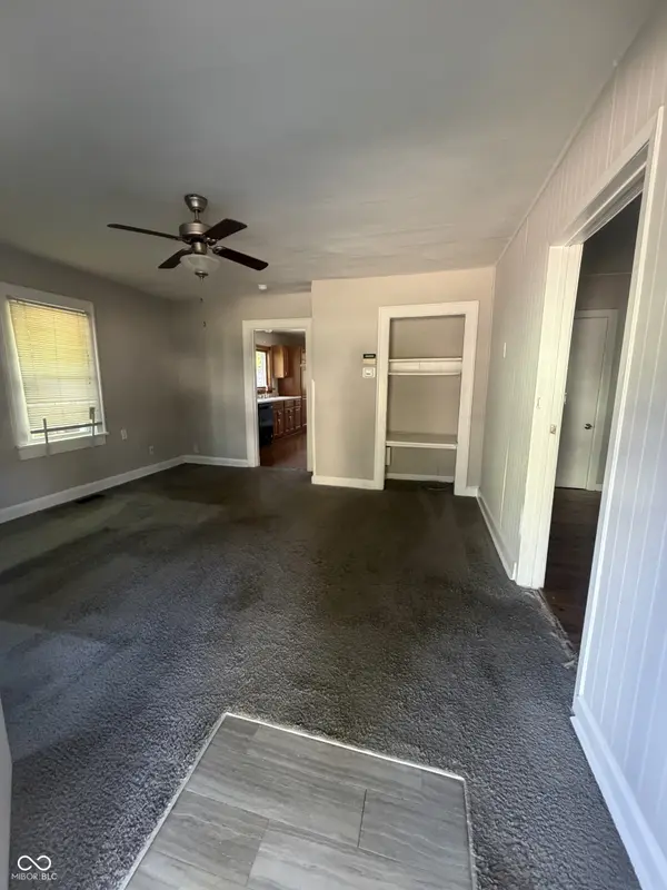 3325 Collier ST, Indianapolis, IN 46221