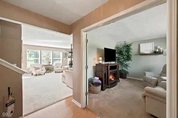 5435 Reston DR, Plainfield, IN 46168