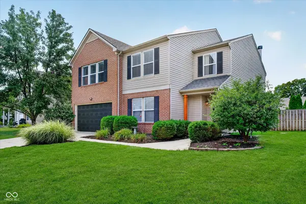 14787 Drayton DR, Noblesville, IN 46062