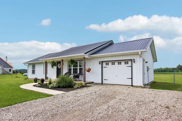 10784 W 300 N, Kempton, IN 46049