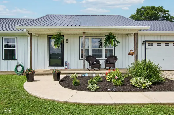 10784 W 300 N, Kempton, IN 46049
