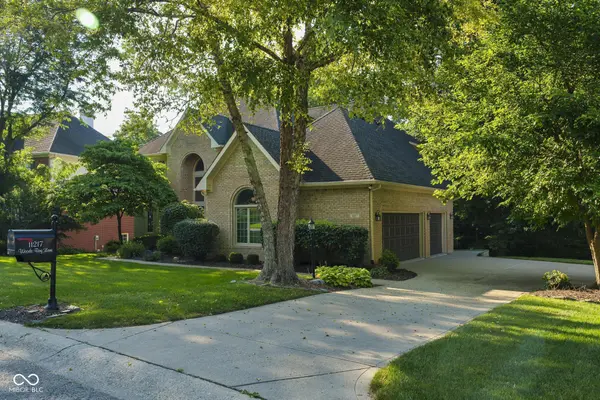 11217 Woods Bay LN, Indianapolis, IN 46236