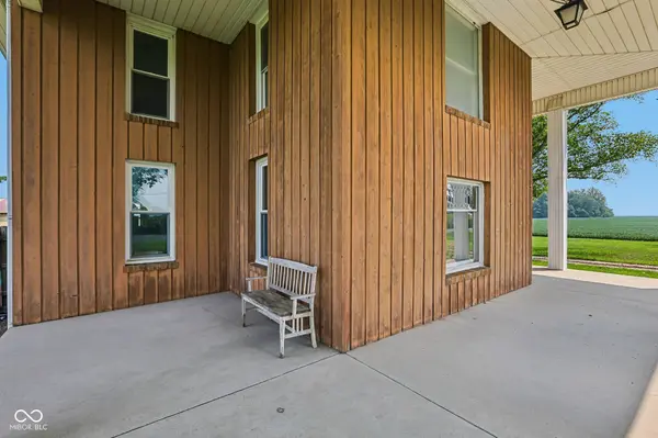 8172 E 1000 N, Colfax, IN 46035