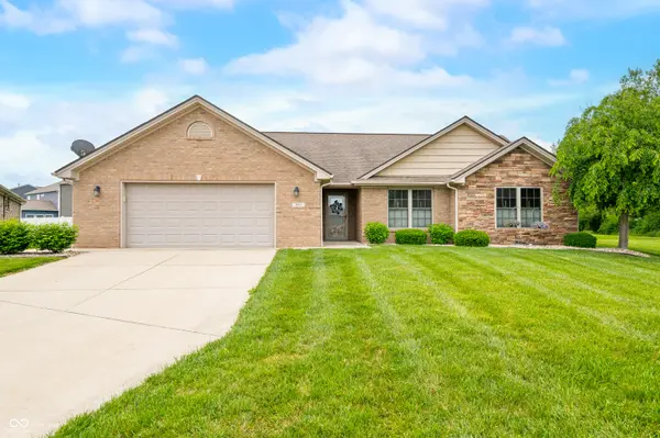 1982 Conifer CT, Columbus, IN 47201