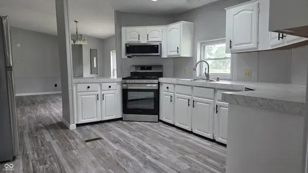 562 S 400 E, Kokomo, IN 46902