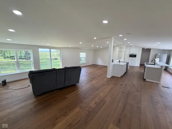 6870 State Road 158 RD, Bedford, IN 47421