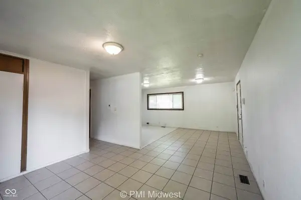 8124 E 37th ST, Indianapolis, IN 46226