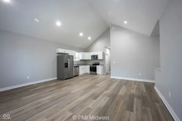 2038 E Maryland ST #B, Indianapolis, IN 46201
