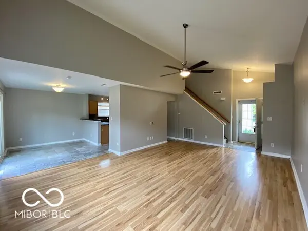 112 Gazebo DR, Indianapolis, IN 46227