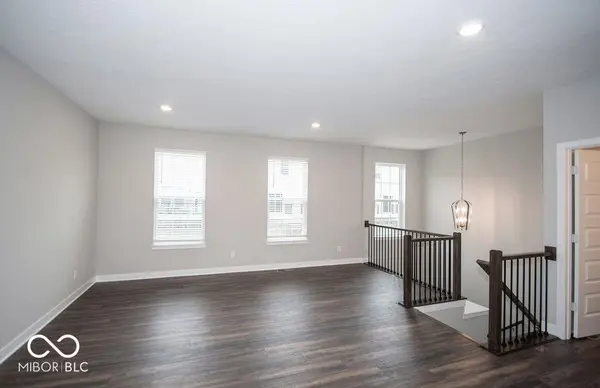 7276 Zanesville RD, Carmel, IN 46033