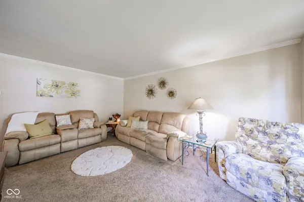 601 Woodmere DR, Anderson, IN 46011