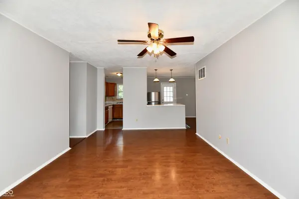 581 Northgate DR, Greenwood, IN 46143