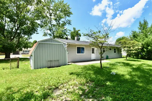 581 Northgate DR, Greenwood, IN 46143