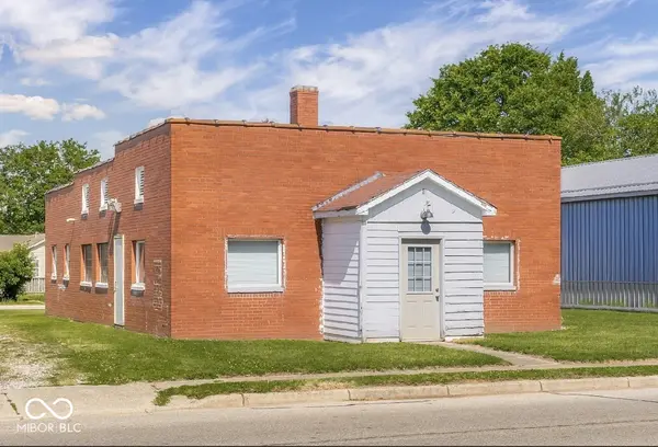 604 S Main ST, Edinburgh, IN 46124