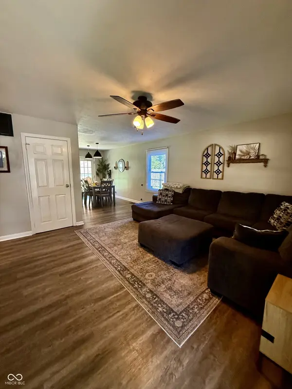 534 S Alpha AVE, Brownsburg, IN 46112