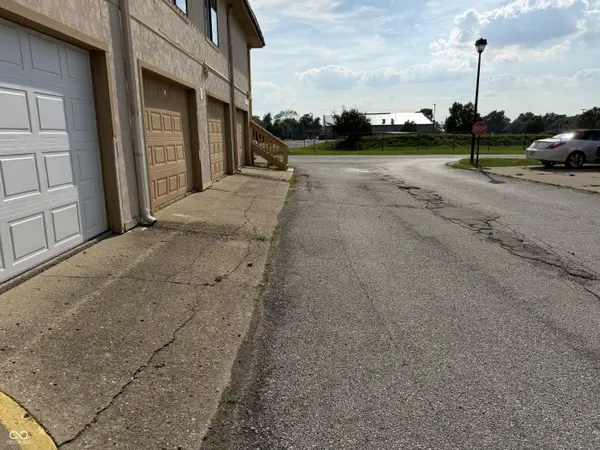 2705 Del Prado DR, Indianapolis, IN 46227