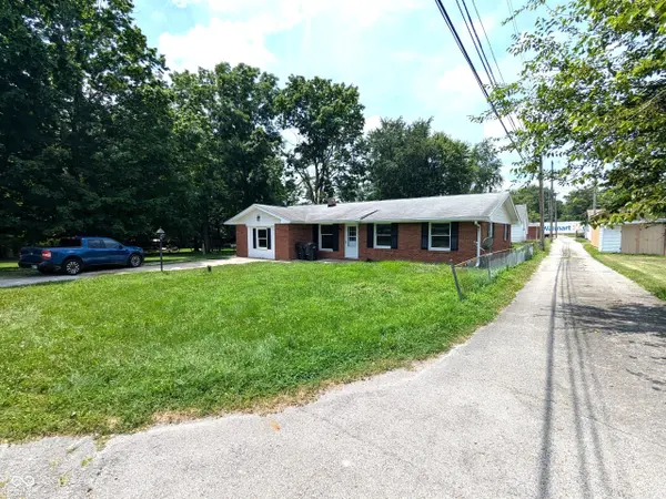 6733 S Cross ST, Pendleton, IN 46064