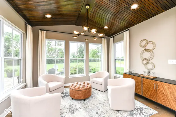 6923 Pine Vail BLVD, Mccordsville, IN 46055