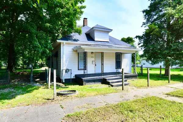 2130 Plum ST, Terre Haute, IN 47804