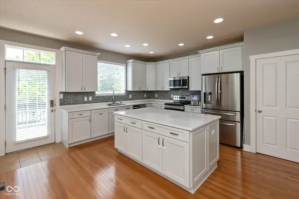 7149 Wilshire WAY, Avon, IN 46123