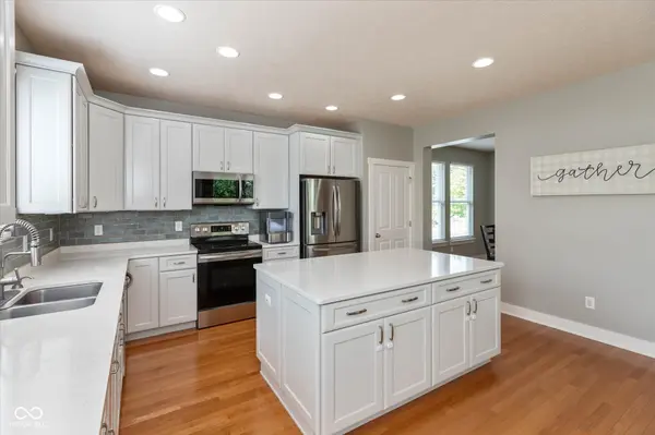 7149 Wilshire WAY, Avon, IN 46123