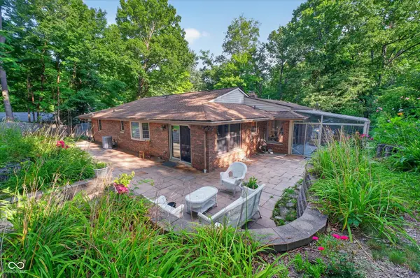 8942 Briarclift RD, Indianapolis, IN 46256