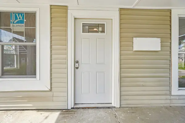 260 W Wiley ST, Greenwood, IN 46142