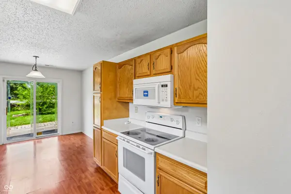 15518 Wandering WAY, Noblesville, IN 46060