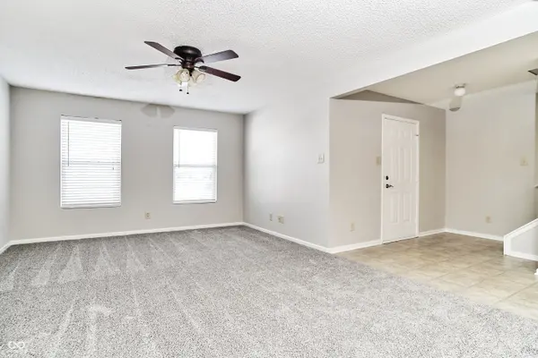 14169 Clapboard DR, Noblesville, IN 46060