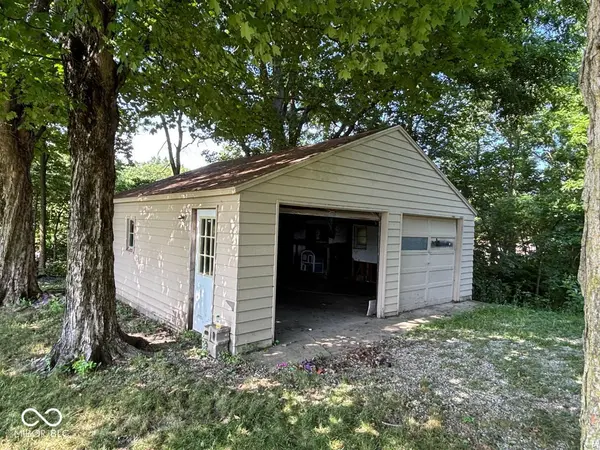11187 N 200 W, Alexandria, IN 46001