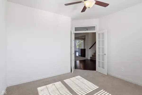 8752 Windpointe PASS, Zionsville, IN 46077