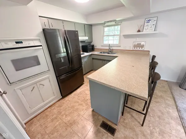 5829 W 30th ST, Speedway, IN 46224