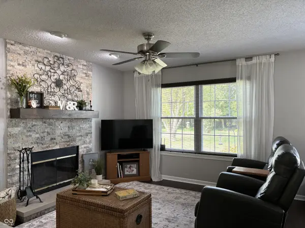 7338 Jackie CT, Indianapolis, IN 46221