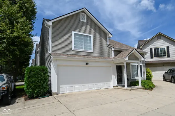 2453 Grand Fir DR, Greenwood, IN 46143